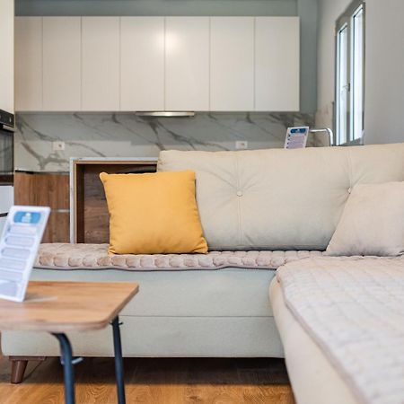 Beni'S Villa Apartments By Ps Golem  Bagian luar foto